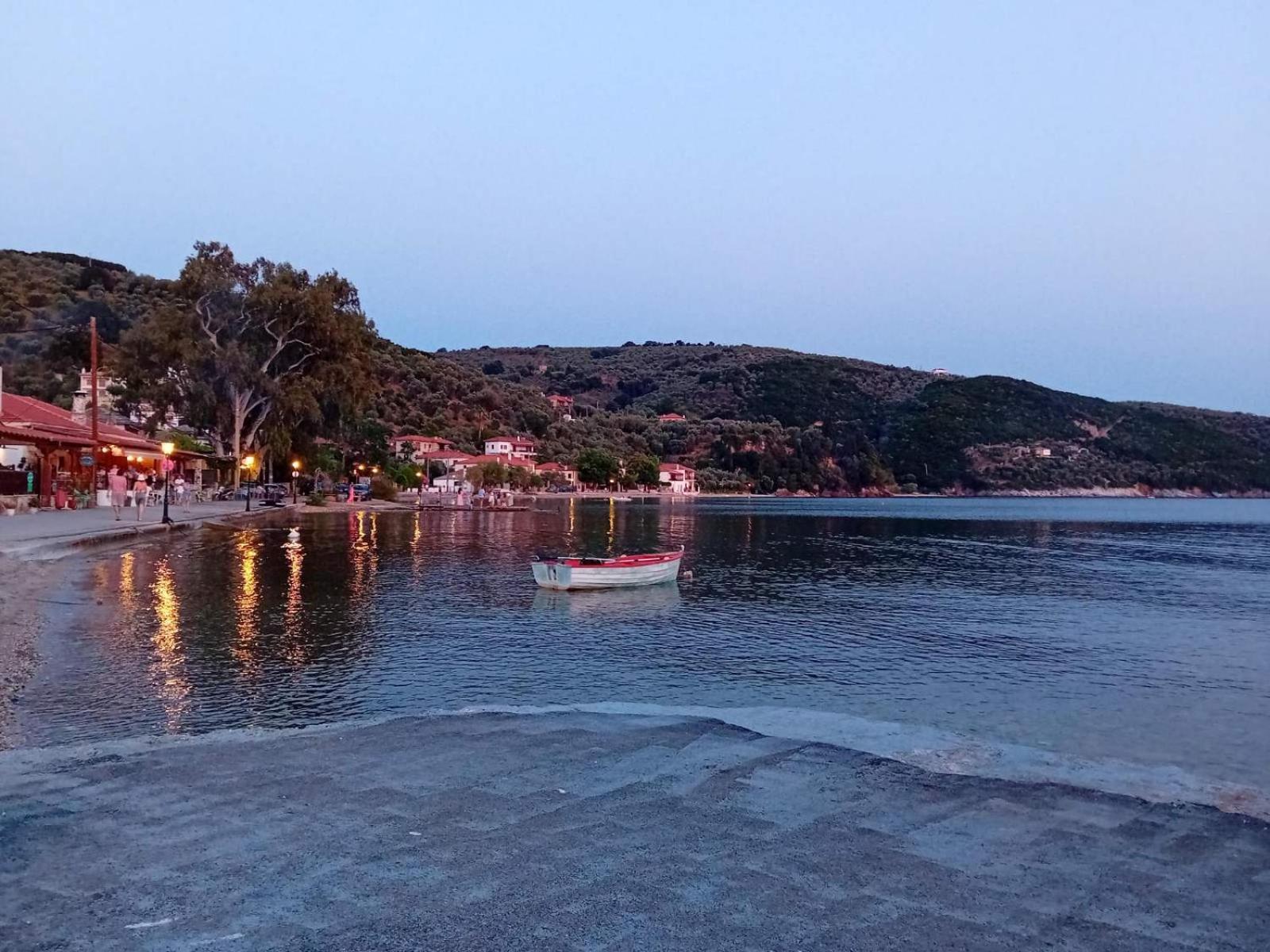 Villa Christina'S Seaside Áfissos Esterno foto