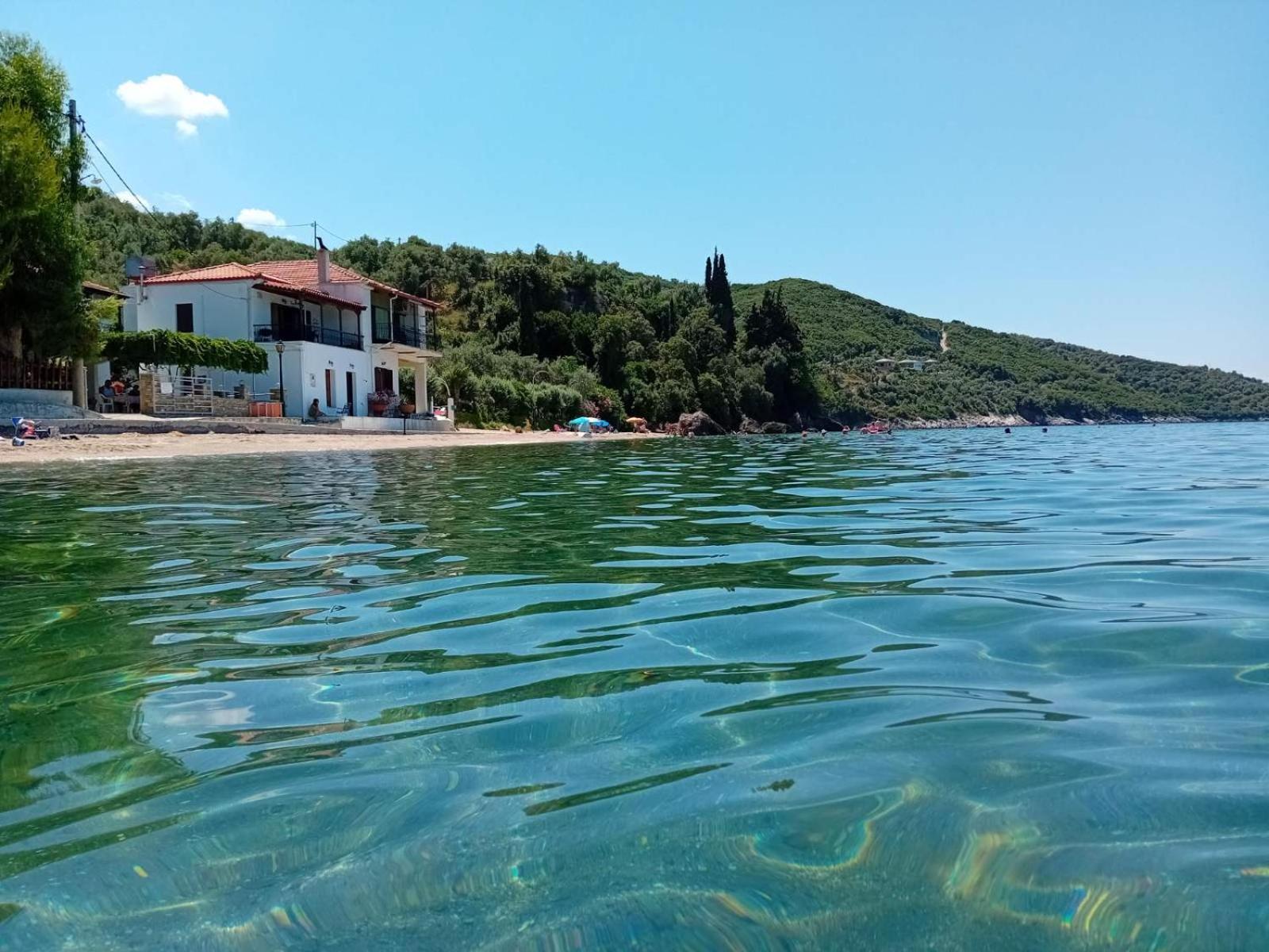Villa Christina'S Seaside Áfissos Esterno foto
